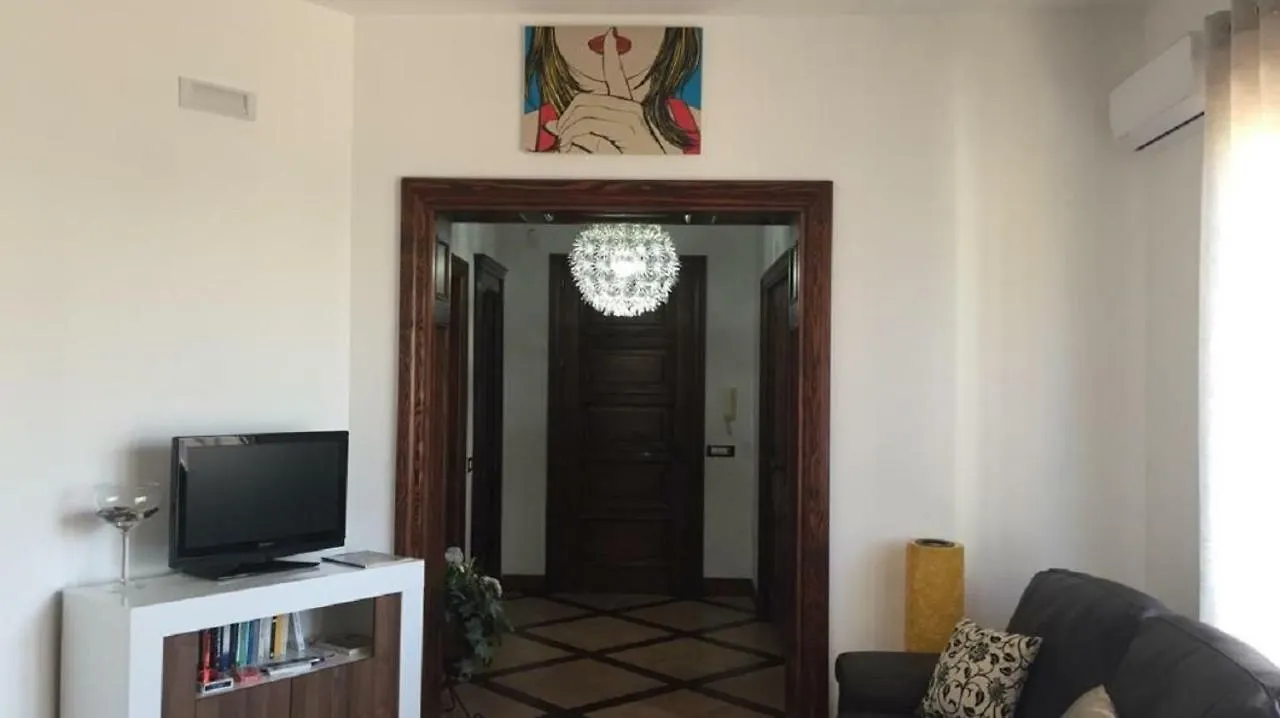 アパート Villa Kama サン・レオーネ イタリア